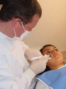 doctor with patient 